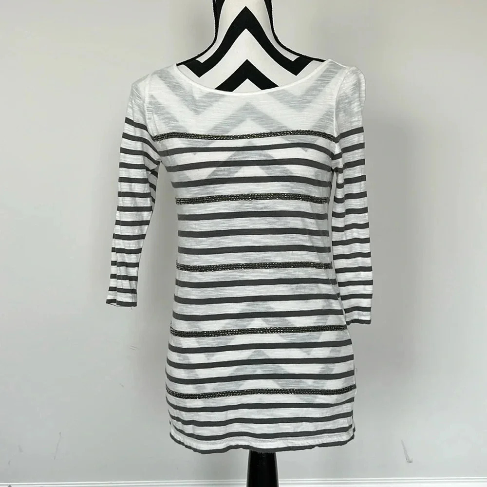 Loft Grey Striped Quarter Length Sleeve‎ Top Sz SM